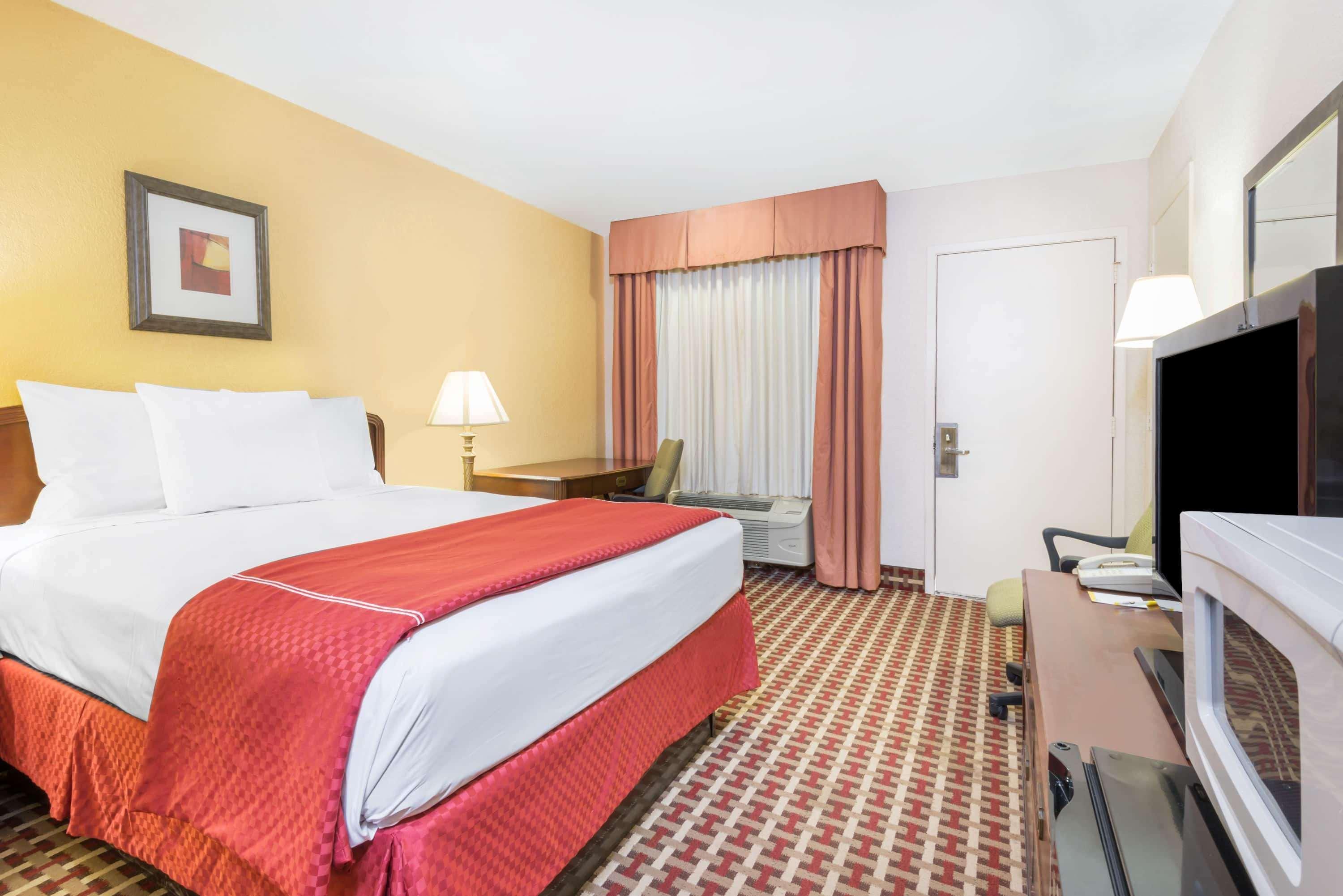 Days Inn By Wyndham Ottawa Ngoại thất bức ảnh